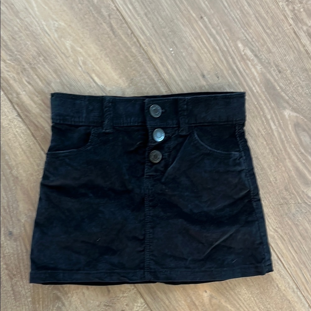 3T black velvet skirt